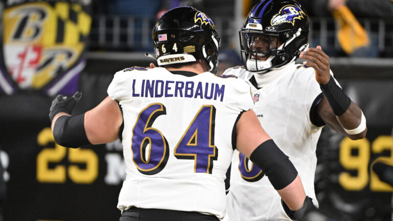 10) Raiders Sign C Tyler Linderbaum