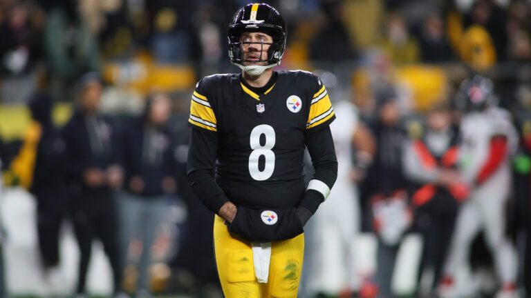 36. Aaron Rodgers (QB)