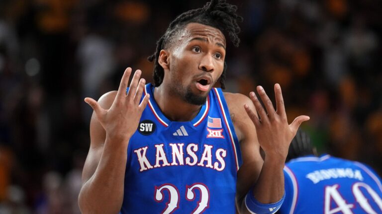 18) Kansas Jayhawks