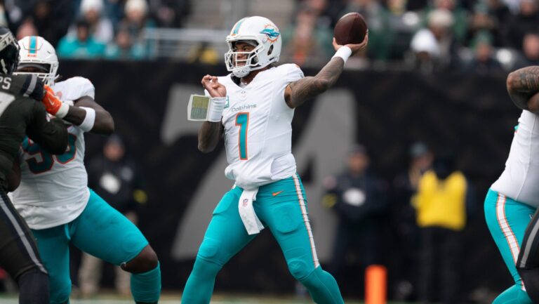 Atlanta Falcons: QB Tua Tagovailoa