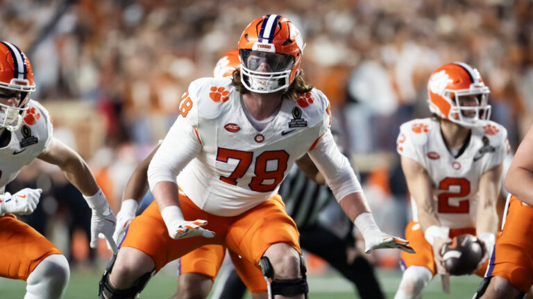 19) Houston Texans (via CAR): OT Blake Miller, Clemson
