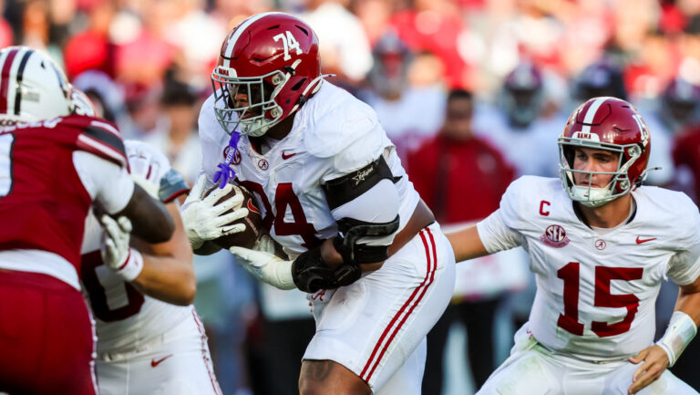 12) Cleveland Browns (via DAL): OT Kadyn Proctor, Alabama