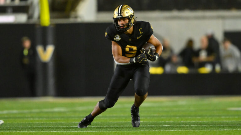 T1) Eli Stowers, HB/TE, Vanderbilt