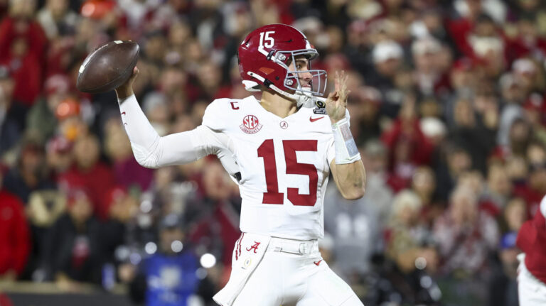 30) Arizona Cardinals (via MIA): QB Ty Simpson, Alabama