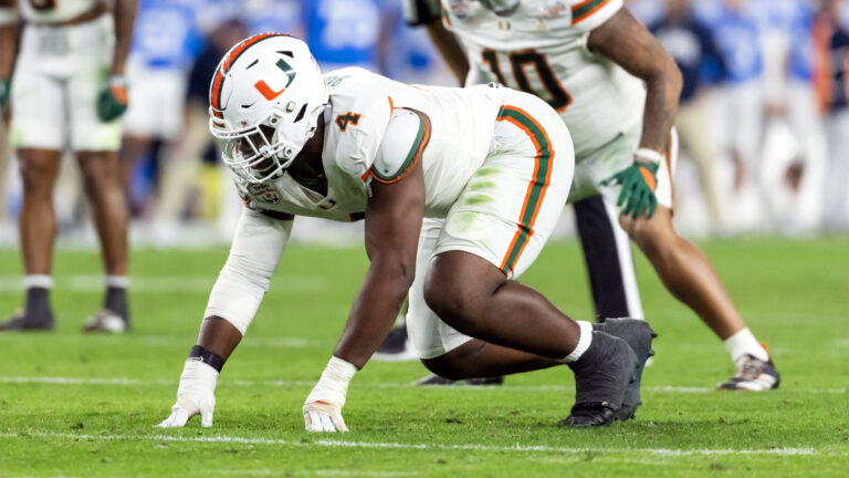 12) Kansas City Chiefs (via DAL): EDGE Rueben Bain Jr., Miami