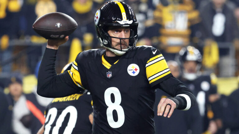 3) Aaron Rodgers - Winner