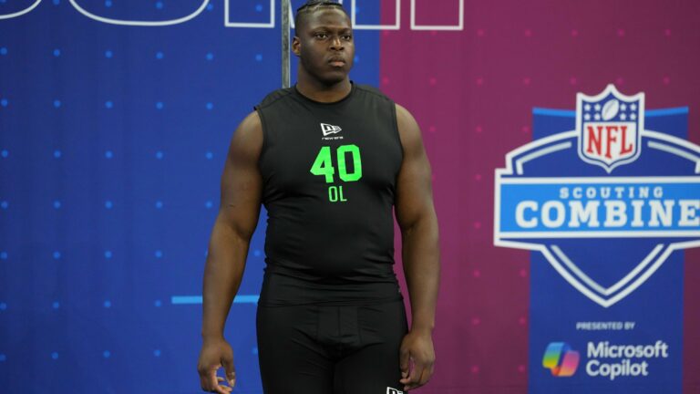 60. Chicago Bears (via Buffalo Bills)