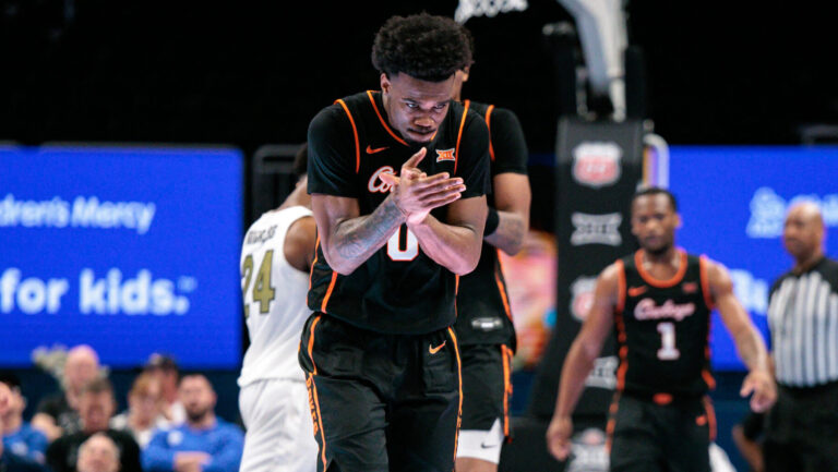 59) G Jaylen Curry: Committed