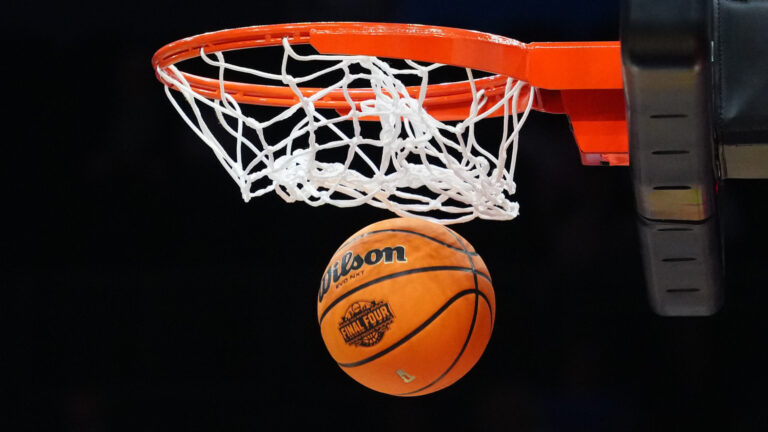 48) C Chol Machot: Committed