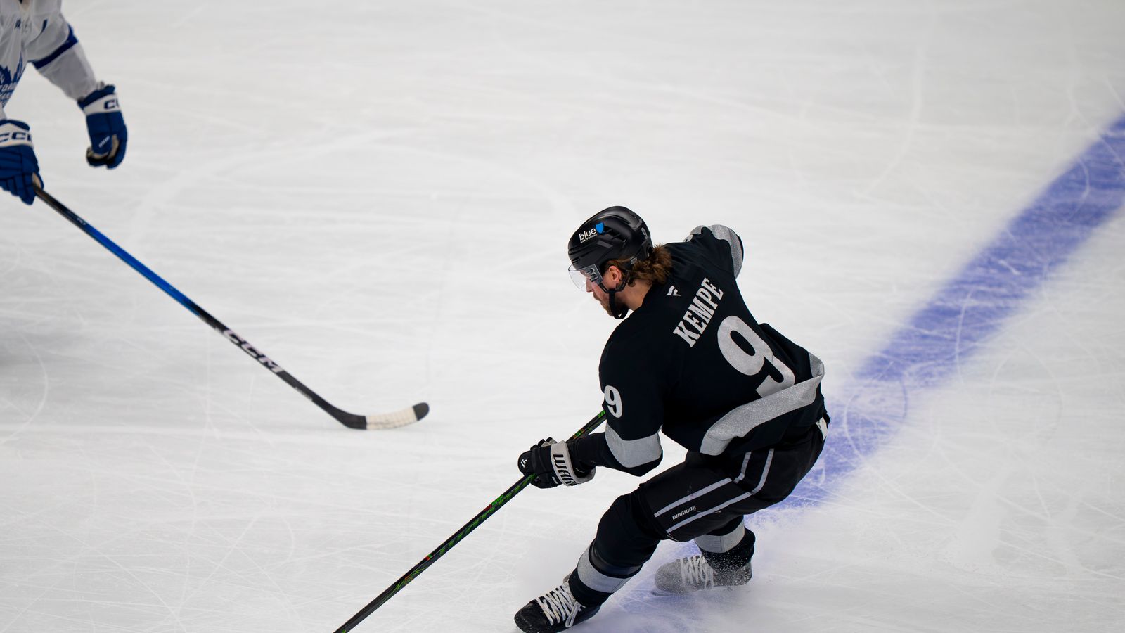 Kings Adrian Kempe (9) skating with the puck