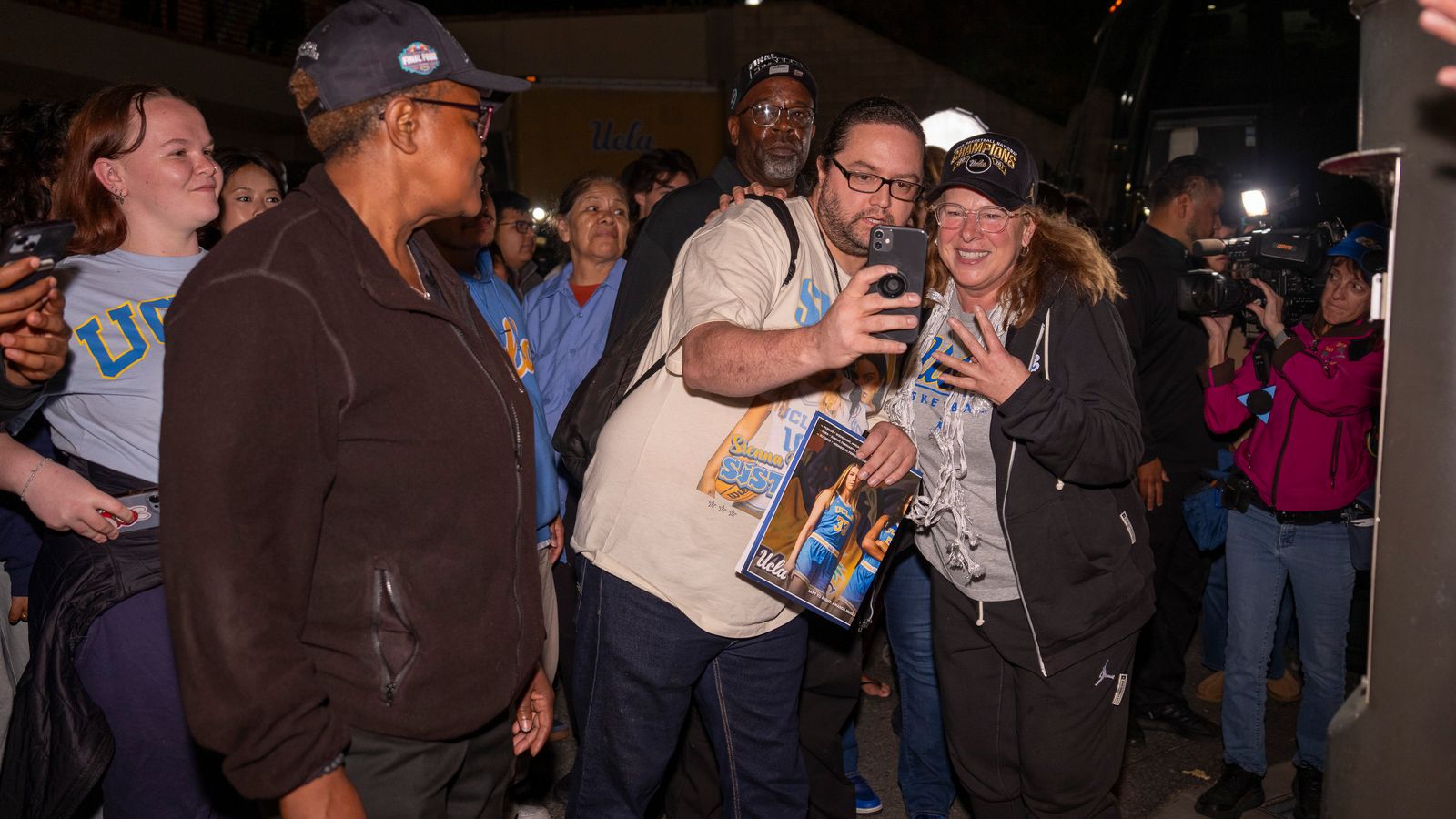 Memories for a Lifetime: Close and Fans