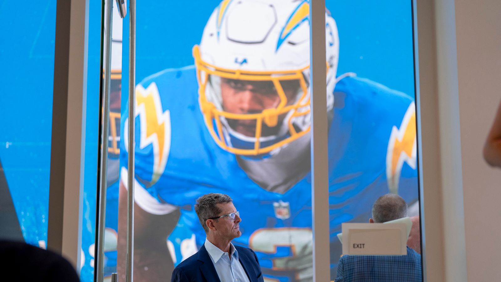 Jim Harbaugh supports new Charger Akheem Mesidor
