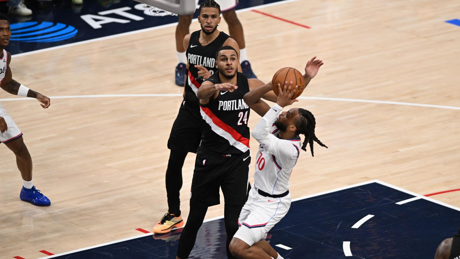 Create and Space: Darius Garland leans back for a contested fadeaway