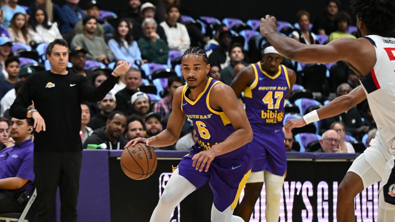 Running the Point: Kobe Bufkin pushes the pace in transition