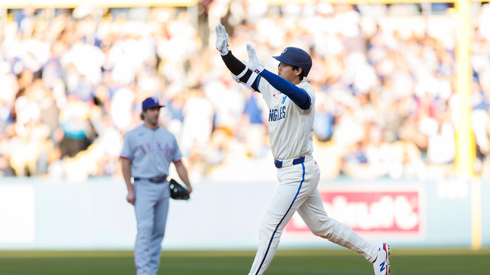 Dodgers Shohei Ohtani #17 celebrates his home run