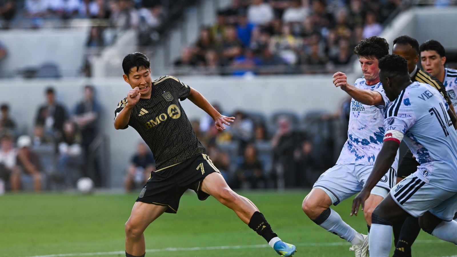 Son Heung-Min Possession Battle