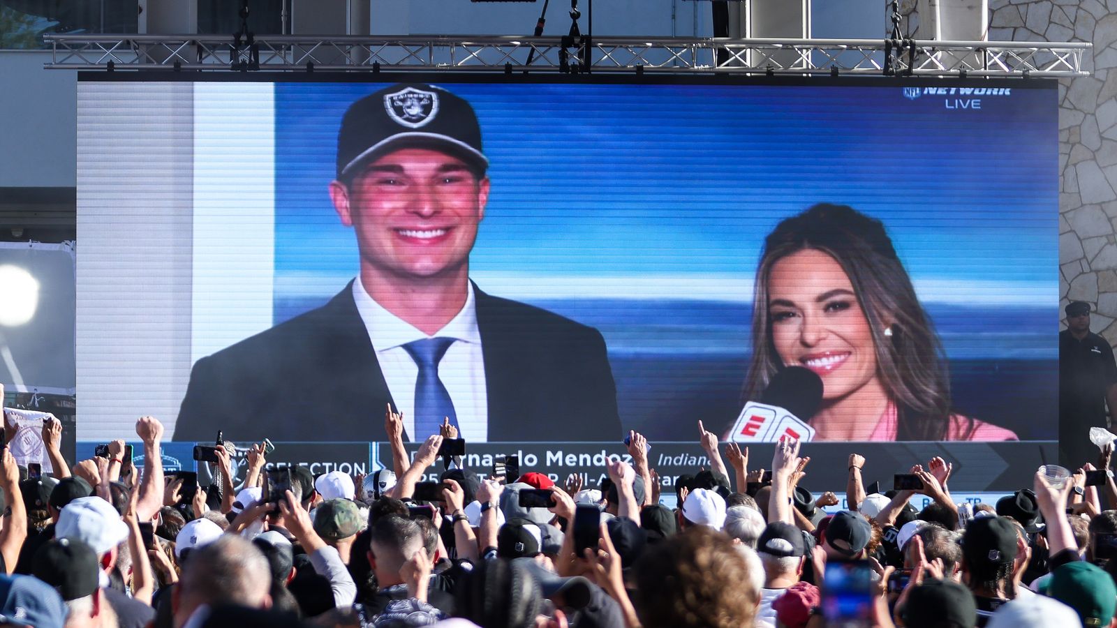Crowd Cheers During Raiders 2026 Draft Party in Las Vegas