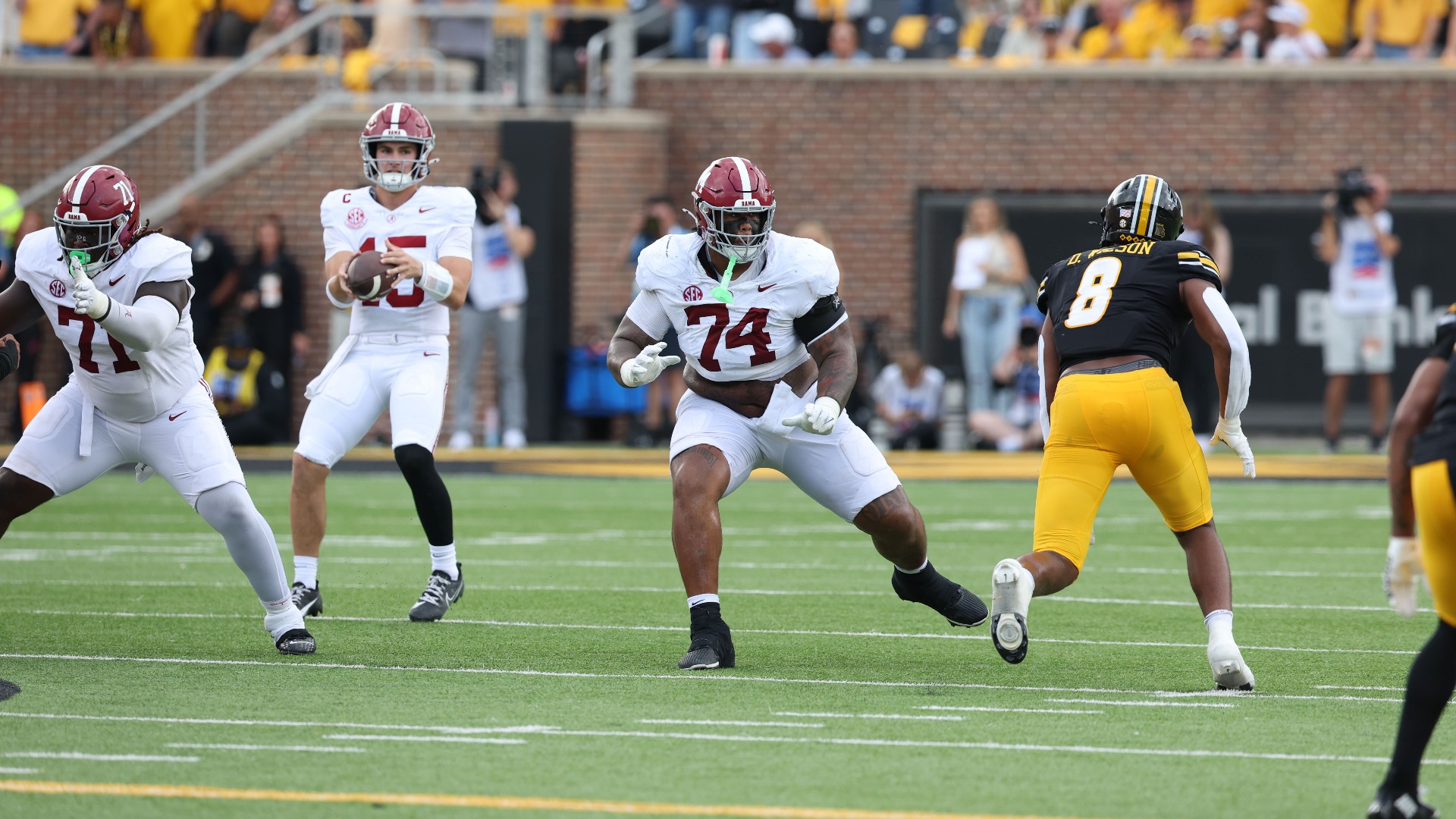 #22 Los Angeles Chargers: Kaydn Proctor, OT, Alabama