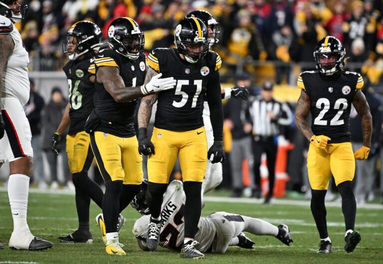 NFL: AFC Wild Card Round-Houston Texans at Pittsburgh Steelers