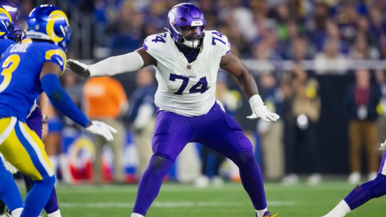 52. Cam Robinson (OT)
