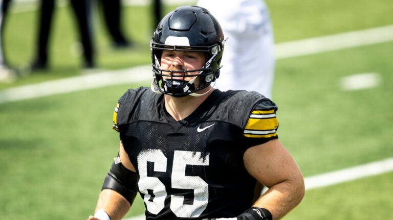 60) Chicago Bears (via BUF): C Logan Jones, Iowa