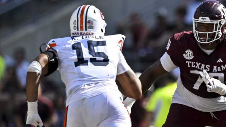 26) Buffalo Bills: DE Keldric Faulk, Auburn