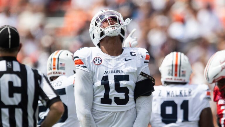 30) Miami Dolphins (via DEN): EDGE Keldric Faulk, Auburn