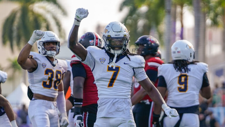 18) Minnesota Vikings: S Emmanuel McNeil-Warren, Toledo