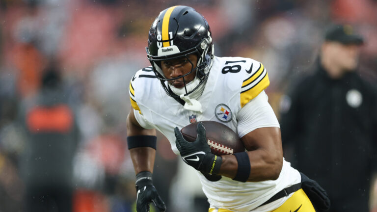 12. Jonnu Smith, TE