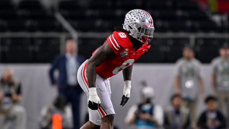 3) Arizona Cardinals: OLB Arvell Reese, Ohio State