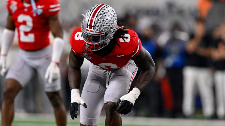 3) Arizona Cardinals: LB/EDGE Arvell Reese, Ohio State