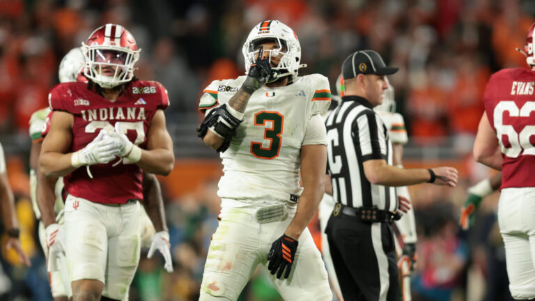 20) Dallas Cowboys (via GB): EDGE Akheem Mesidor, Miami