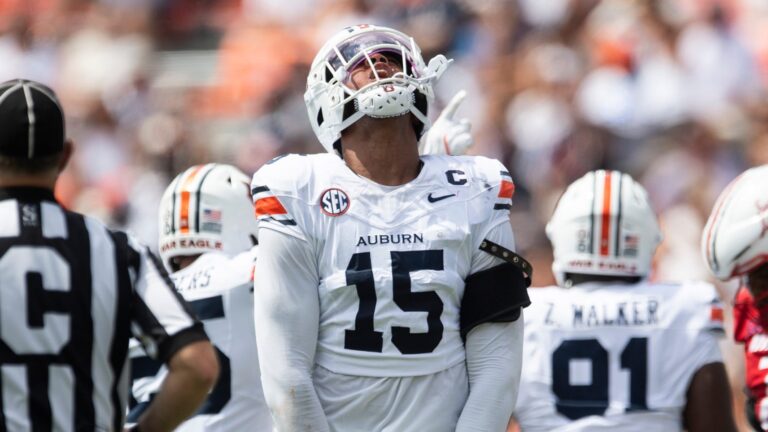 18) Minnesota Vikings: EDGE Keldric Faulk, Auburn