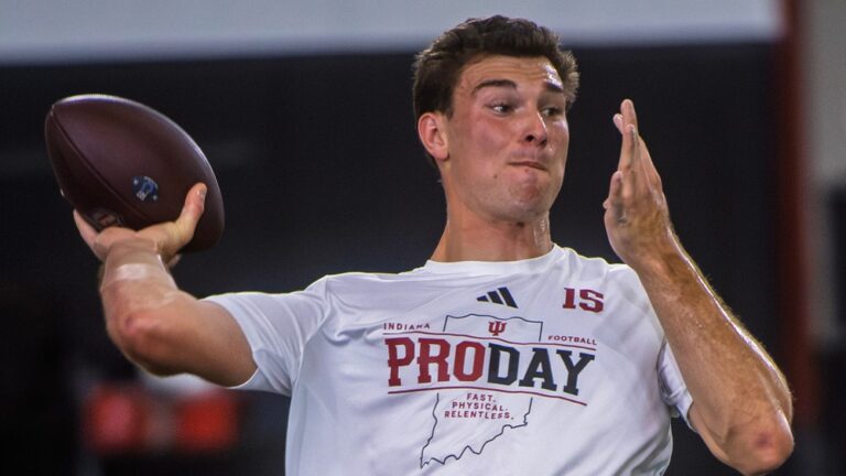 1) Las Vegas Raiders: QB Fernando Mendoza, Indiana