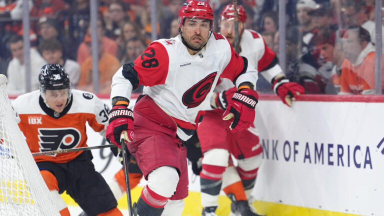 Round 2: Carolina Hurricanes vs Pittsburgh Penguins
