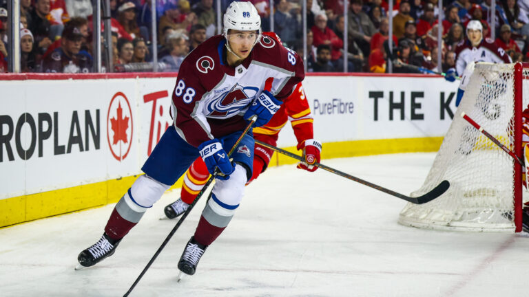 12. Martin Necas - Colorado Avalanche