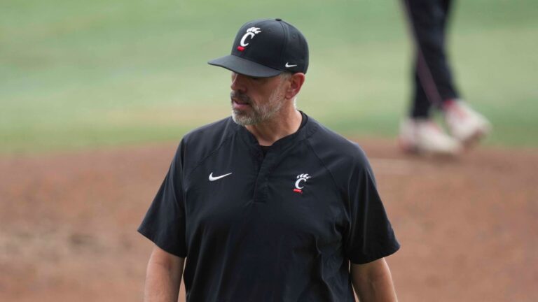22) Cincinnati Bearcats