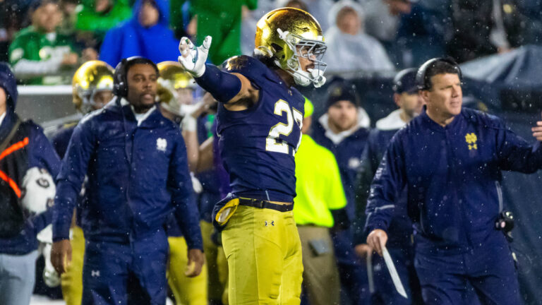 27) San Francisco 49ers - Kyngstonn Viliamu-Asa, LB, Notre Dame, Junior