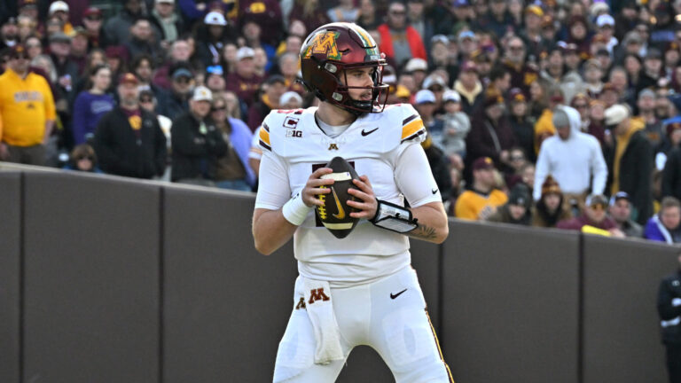 14) Tampa Bay Buccaneers: QB Drake Lindsey, Minnesota
