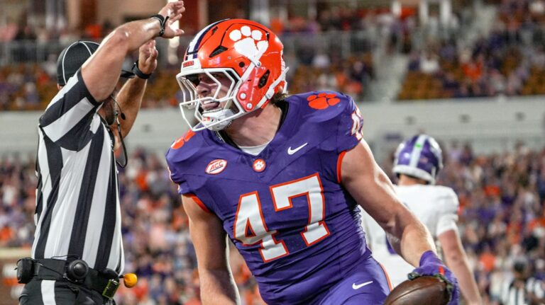 28) New England Patriots: LB Sammy Brown, Clemson