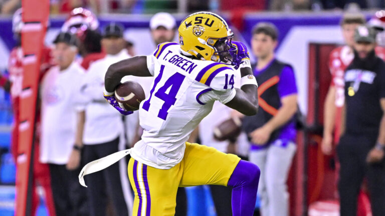 19) Tampa Bay Buccaneers: TE Trey'Dez Green, LSU