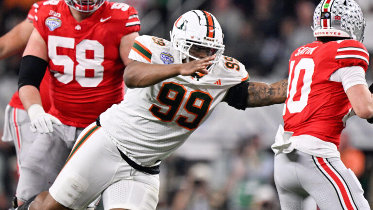 16) Chicago Bears: DT Ahmad Moten Sr., Miami