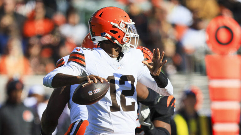 29) Shedeur Sanders/Deshaun Watson, Cleveland Browns