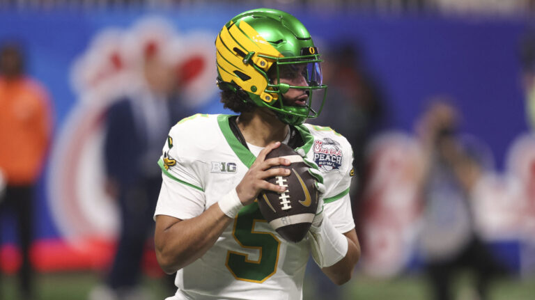 2) New York Jets: QB Dante Moore, Oregon