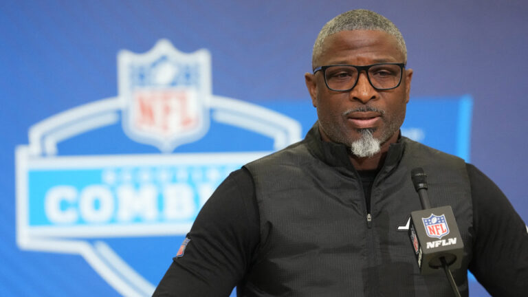 2014 Cleveland Browns: Assistant Defensive Backs Aaron Glenn
