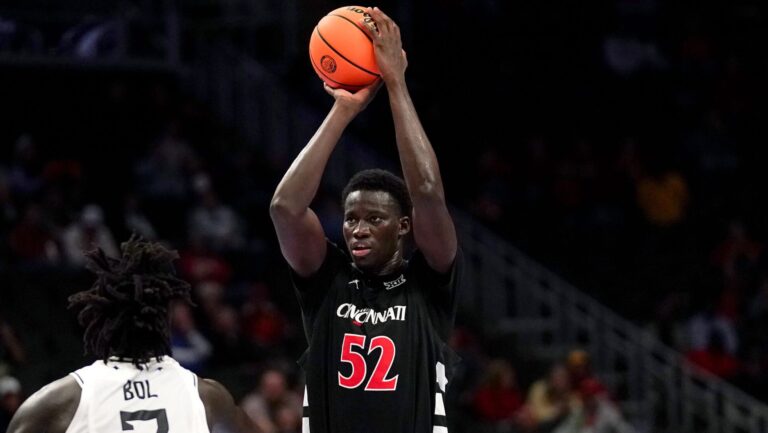 11) C Moustapha Thiam, Cincinnati