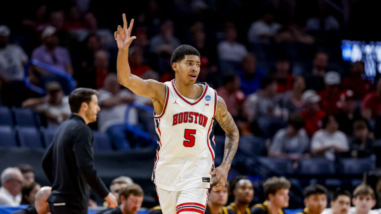 18) Charlotte Hornets (via ORL): C Chris Cenac, Houston