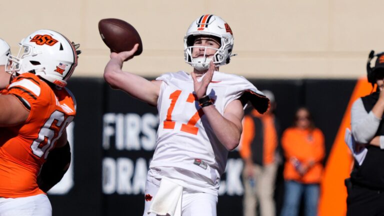 14) Pittsburgh Steelers: QB Drew Mestemaker, Oklahoma State
