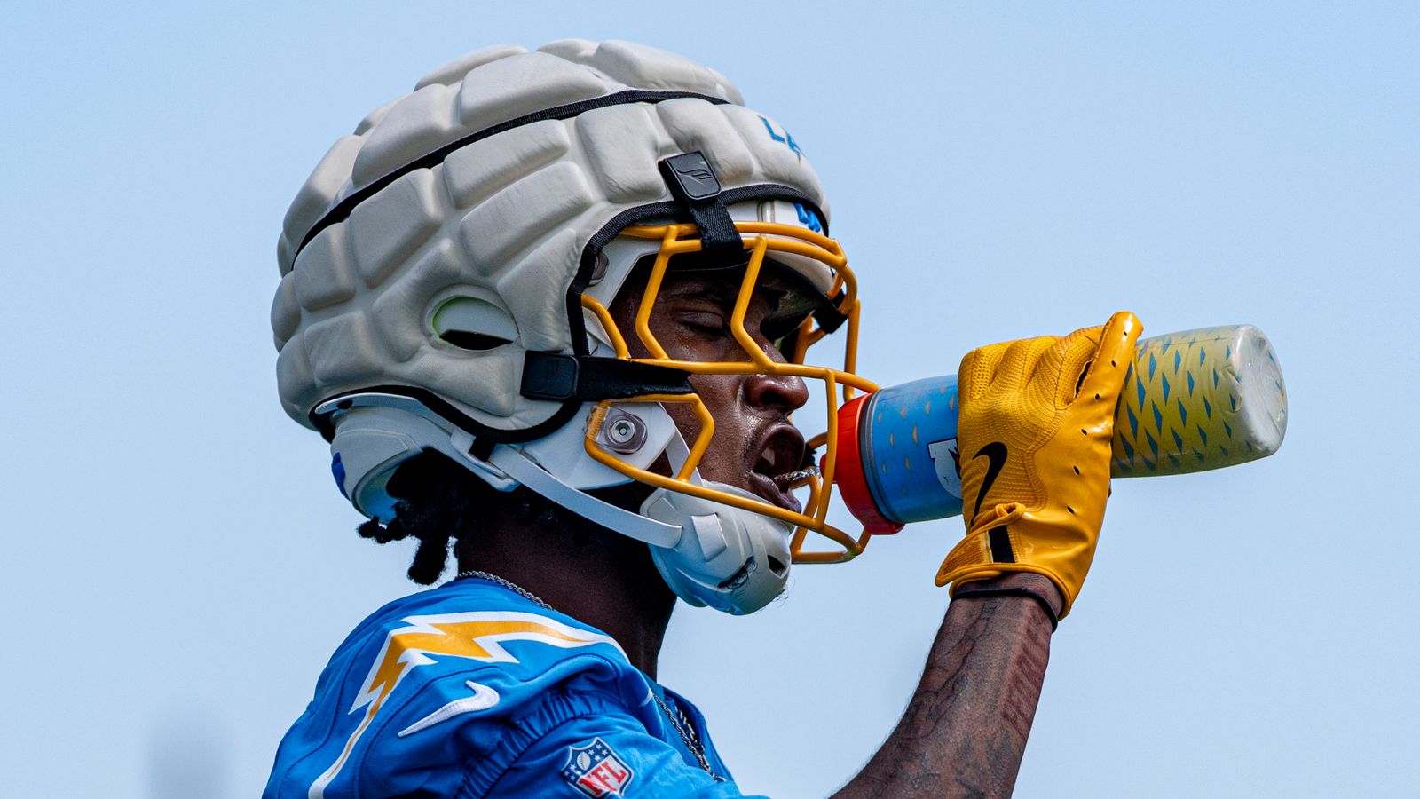 Devonte Ross Hydrating at Chargers Minicamp, May 8, 2026