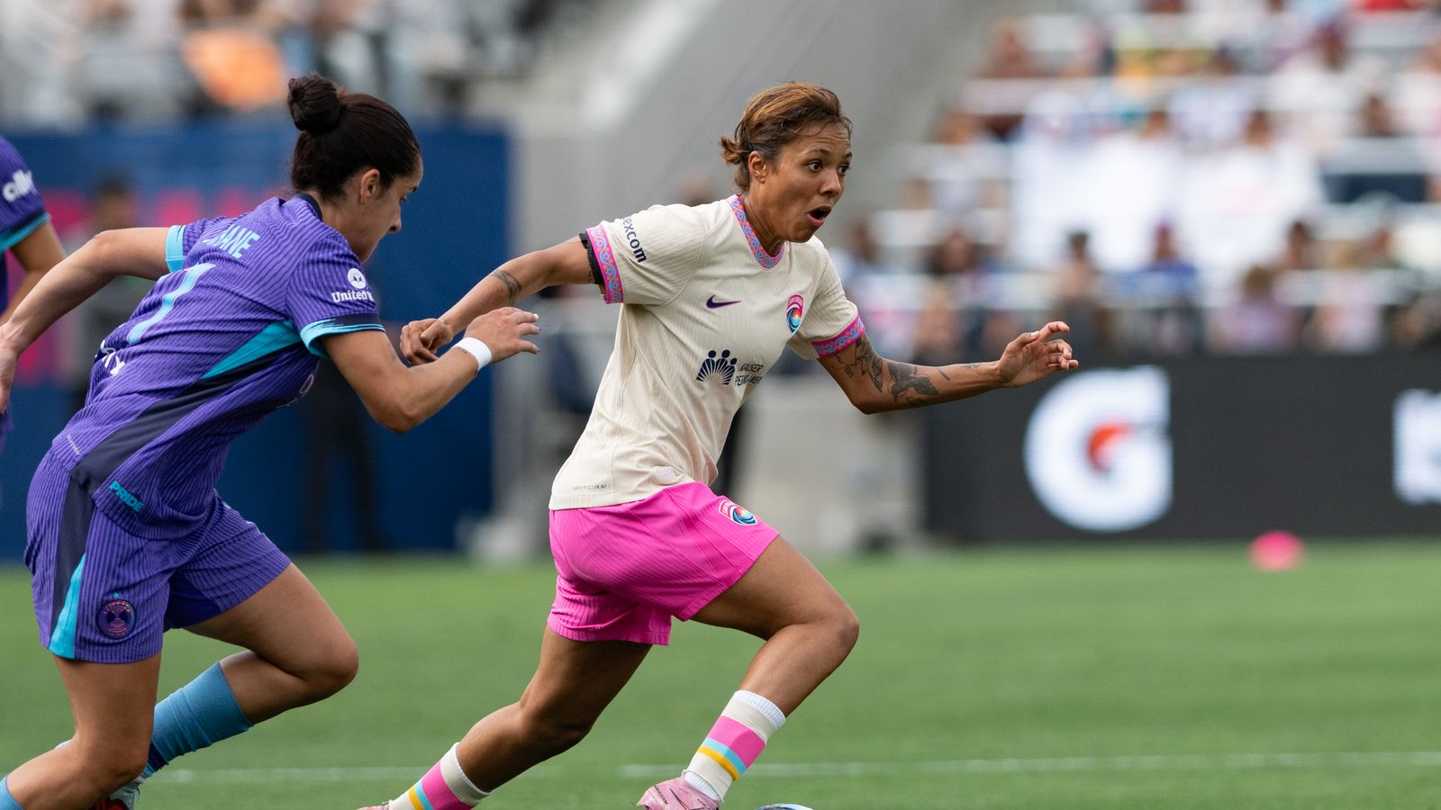 Gia Corley controls the game's pace for San Diego Wave